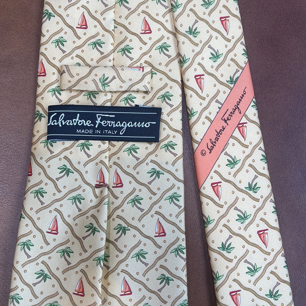 Vintage Ferragamo tie